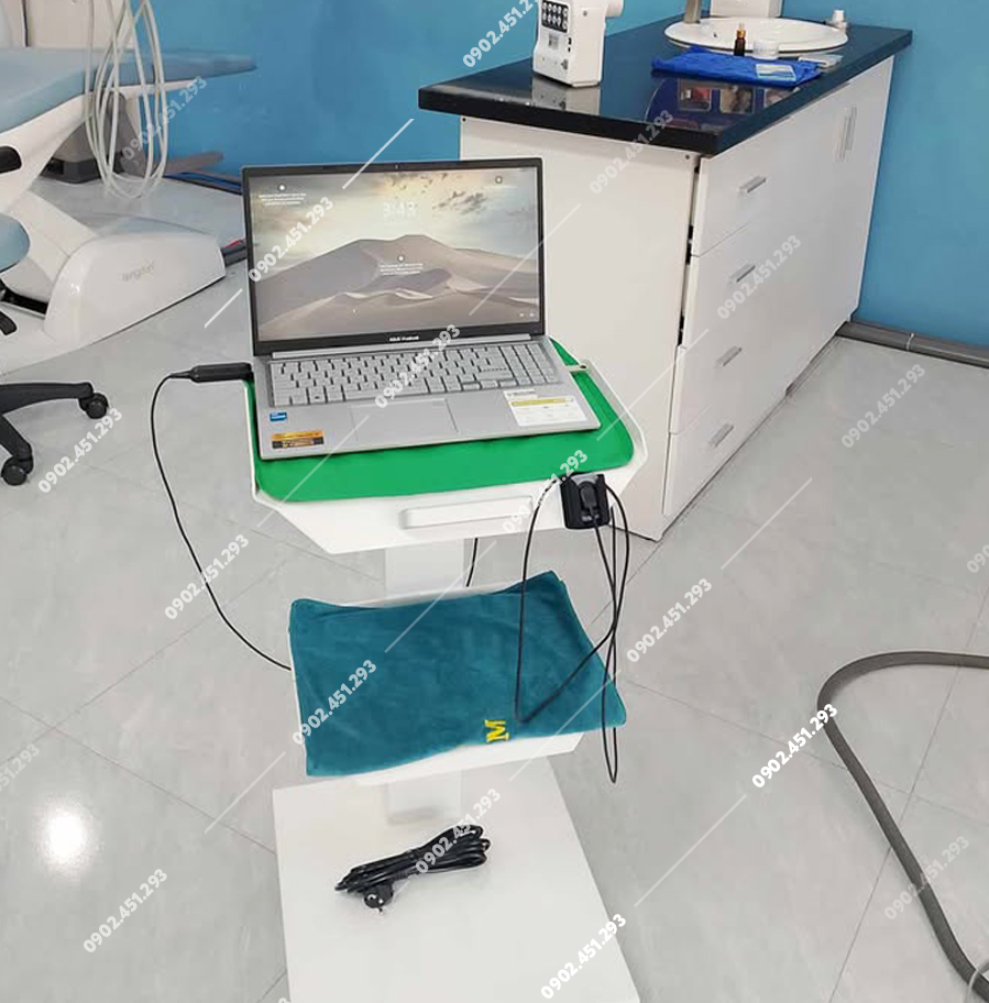 Xe đẩy laptop