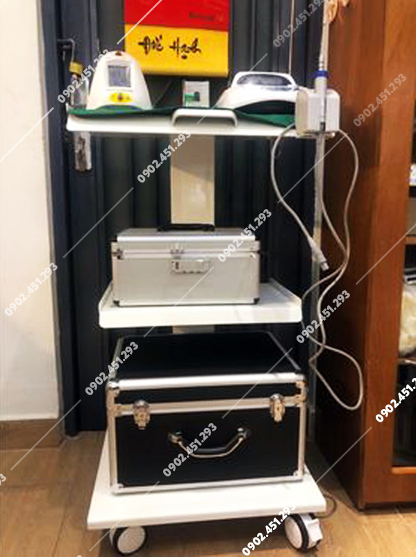 Xe đẩy nha khoa 3 tầng có ổ cắm điện TP07